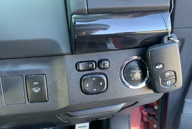 2010 Toyota Mark X JDM car for sale — photo 12 of 25