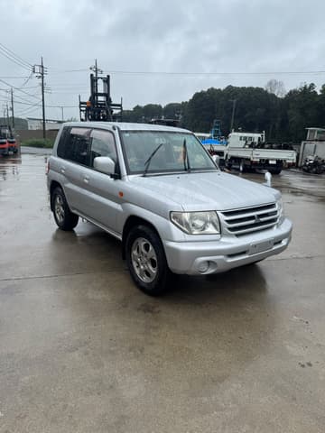2000 Mitsubishi Pajero JDM car for sale — photo 7 of 19
