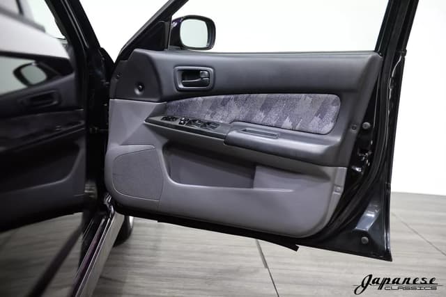 1998 Nissan Skyline JDM car for sale — photo 18 of 25