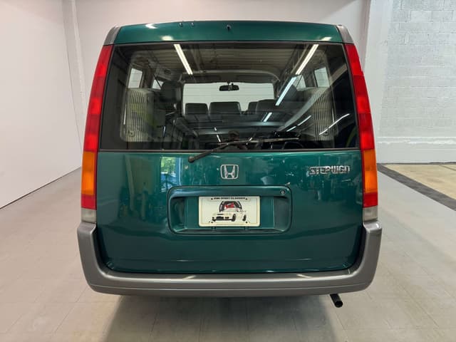 1996 Honda Stepwagon JDM car for sale — photo 19 of 25