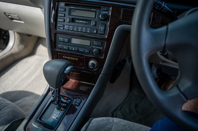 1996 Toyota Chaser JDM car for sale — photo 5 of 11