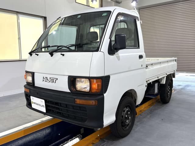 1996 Daihatsu Hijet JDM car for sale — photo 2 of 25
