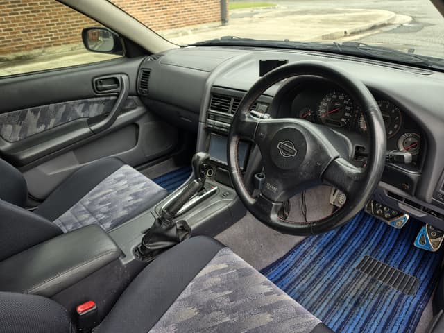 1998 Nissan Skyline JDM car for sale — photo 9 of 20