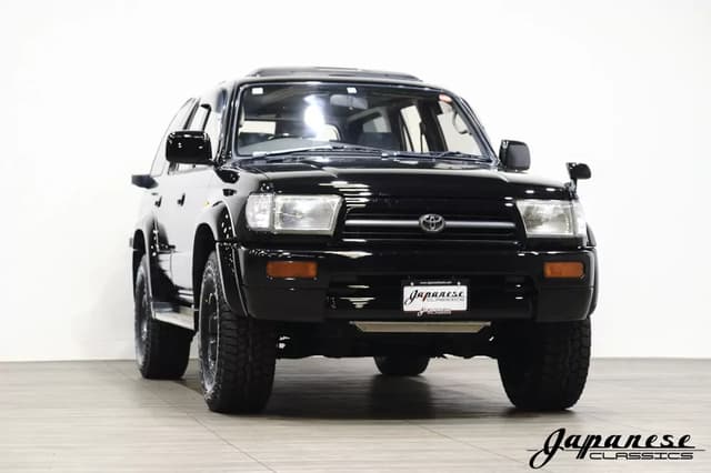 1996 Toyota Hilux JDM car for sale — photo 3 of 24