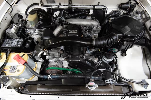 1998 Toyota Hilux Surf JDM car for sale — photo 24 of 25