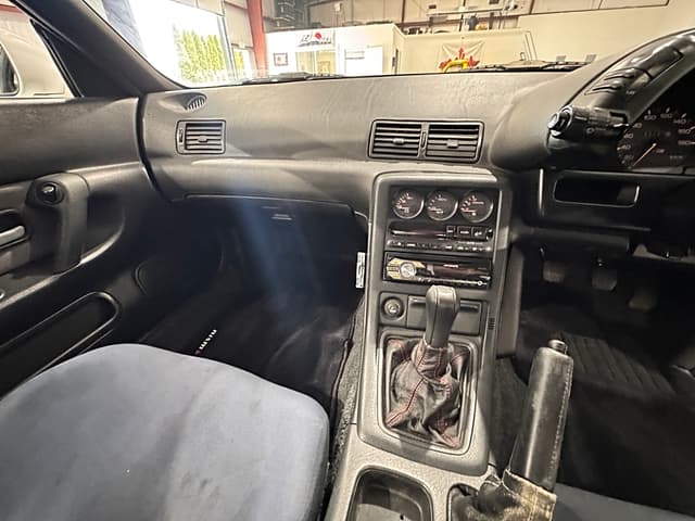 1994 Nissan Skyline JDM car for sale — photo 17 of 25