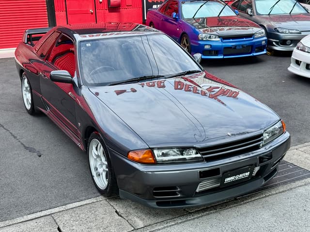 1991 Nissan Skyline JDM car for sale — photo 6 of 25