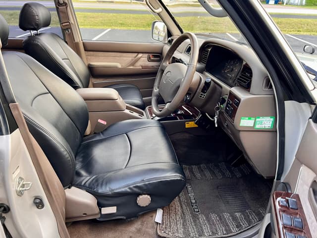 1997 Toyota Land Cruiser JDM car for sale — photo 16 of 19