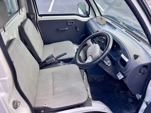 1998 Daihatsu Hijet JDM car for sale — photo 17 of 18