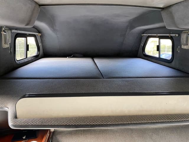 1994 Isuzu JDM car for sale — photo 11 of 18
