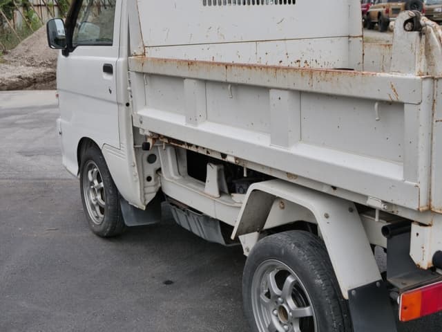 2002 Daihatsu Hijet JDM car for sale — photo 17 of 25