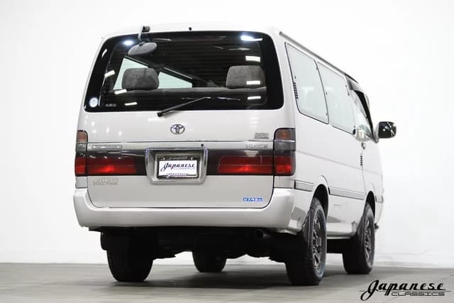 1997 Toyota HiAce JDM car for sale — photo 8 of 25
