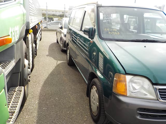 1996 Honda Stepwagon JDM car for sale — photo 5 of 9