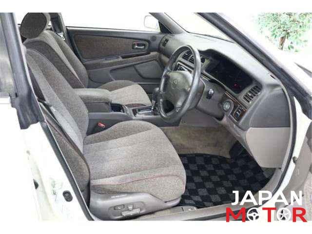 1998 Toyota Mark II JDM car for sale — photo 8 of 10