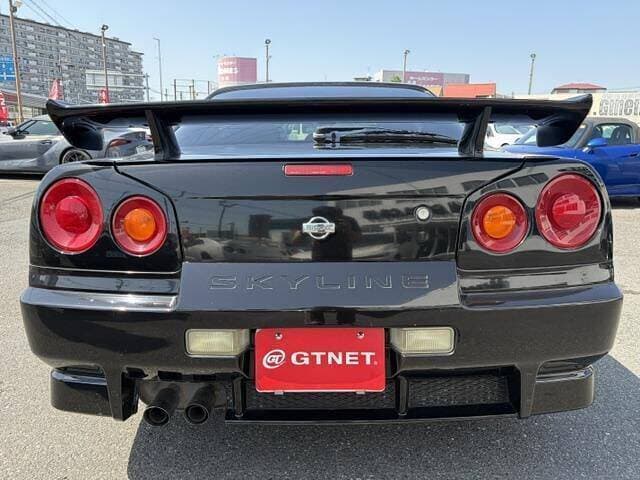 1998 Nissan Skyline JDM car for sale — photo 8 of 12