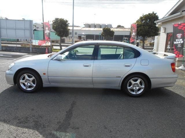 1998 Toyota Aristo JDM car for sale — photo 3 of 20