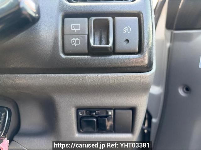 2001 Suzuki Jimny JDM car for sale — photo 18 of 25