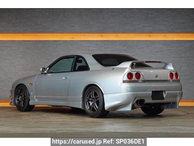 1995 Nissan Skyline JDM car for sale — photo 2 of 3