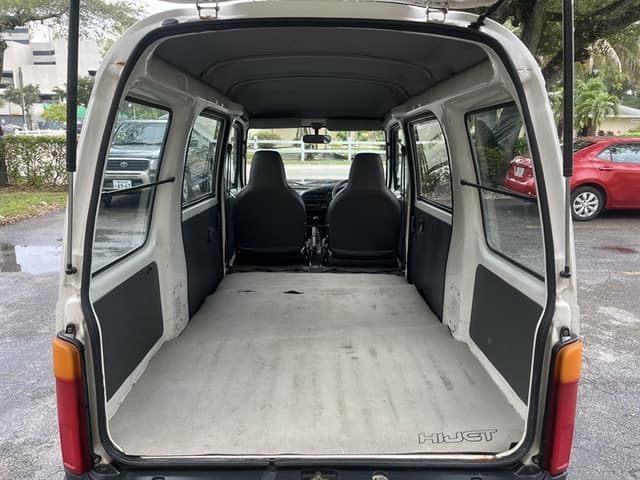 1997 Daihatsu Hijet JDM car for sale — photo 15 of 18
