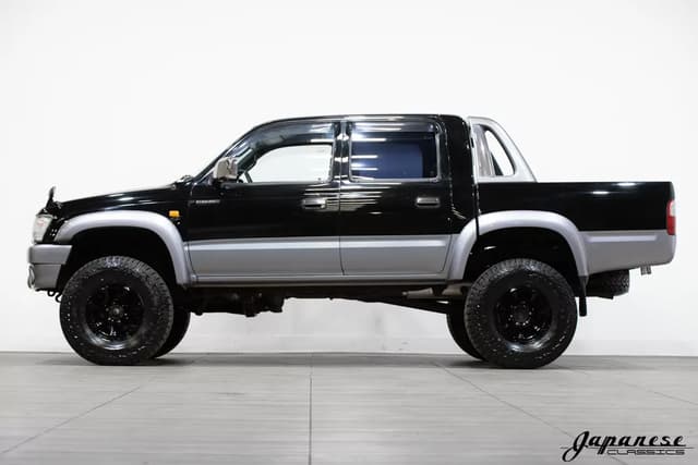 1999 Toyota Hilux JDM car for sale — photo 4 of 25
