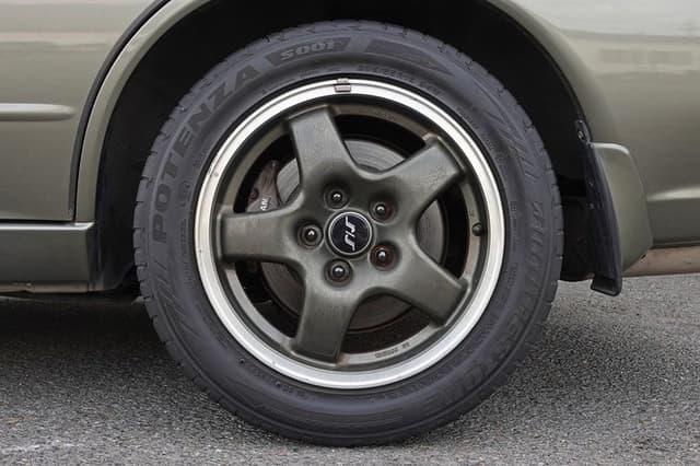 1992 Nissan Skyline JDM car for sale — photo 22 of 25