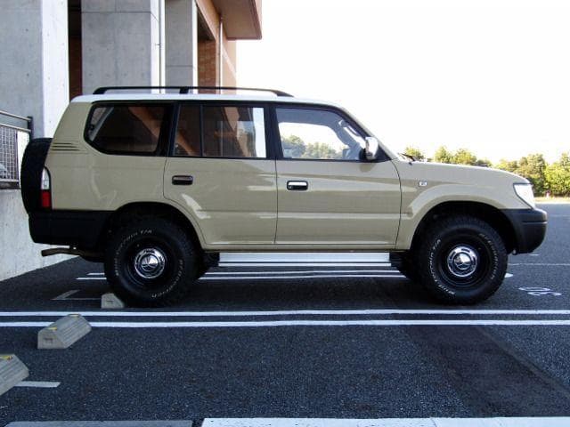 1998 Toyota Land Cruiser Prado JDM car for sale — photo 14 of 19