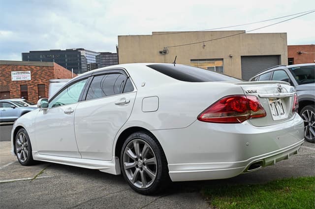 2008 Toyota Crown JDM car for sale — photo 9 of 25