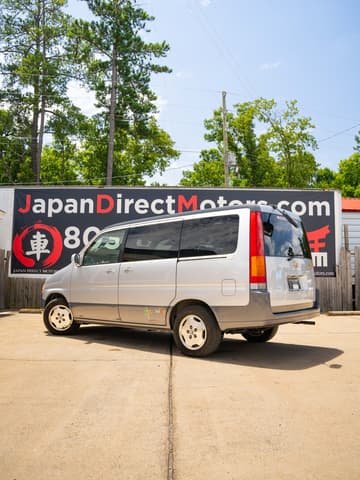 1997 Honda Stepwagon JDM car for sale — photo 2 of 15