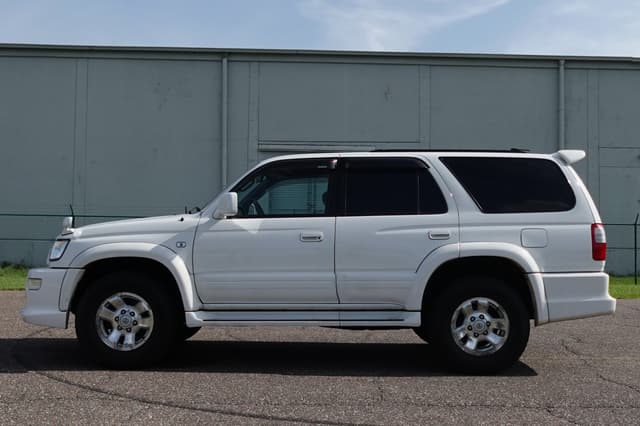 1999 Toyota Hilux Surf JDM car for sale — photo 10 of 19