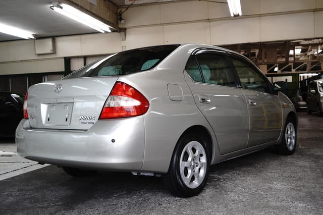 2001 Toyota Prius JDM car for sale — photo 15 of 25