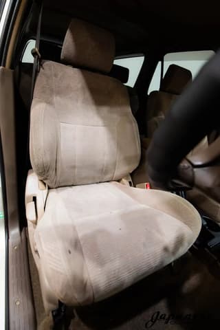 2000 Toyota Hilux Surf JDM car for sale — photo 15 of 25