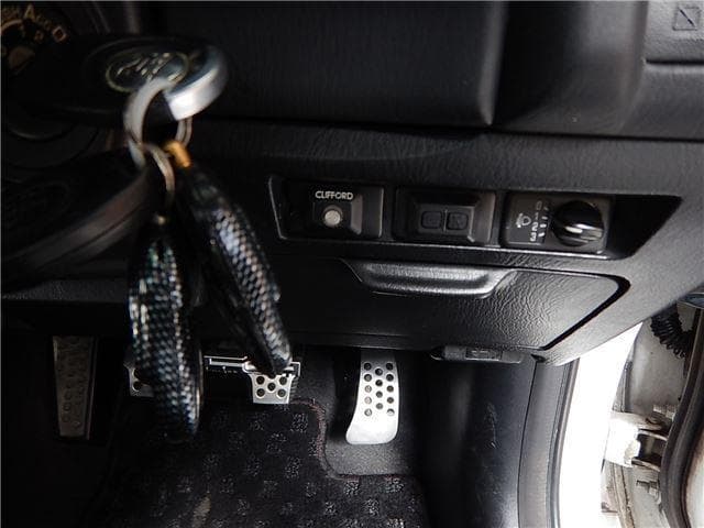 1999 Nissan Skyline JDM car for sale — photo 19 of 25