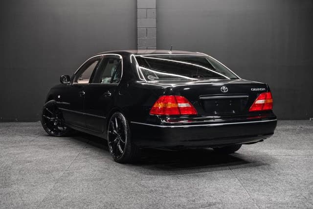 2002 Toyota Celsior JDM car for sale — photo 7 of 17