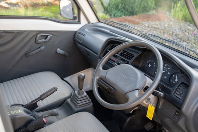 1995 Suzuki Carry JDM car for sale — photo 8 of 11