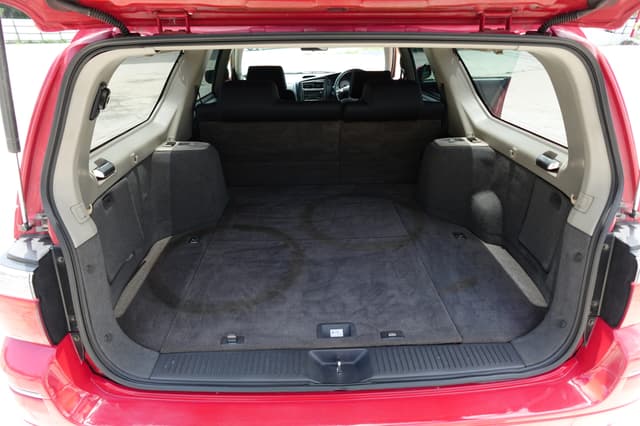 1998 Nissan Stagea JDM car for sale — photo 4 of 18