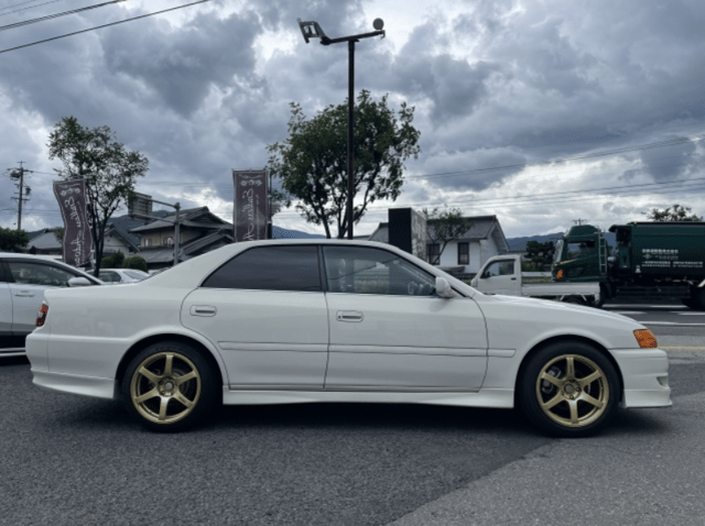 1998 Toyota Chaser JDM car for sale — photo 17 of 25