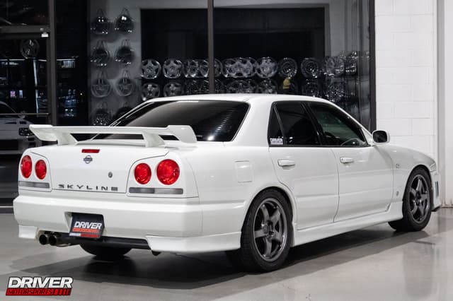 1998 Nissan Skyline JDM car for sale — photo 10 of 24