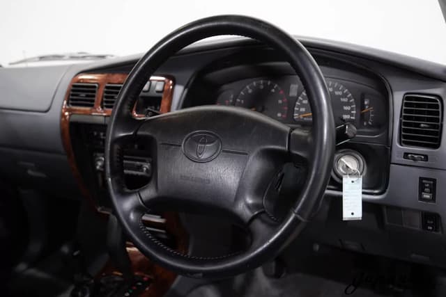 1996 Toyota Hilux JDM car for sale — photo 12 of 25