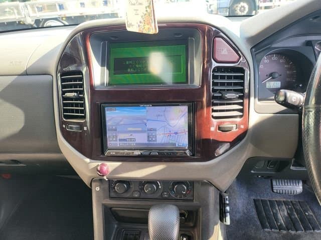 2000 Mitsubishi Pajero JDM car for sale — photo 9 of 20