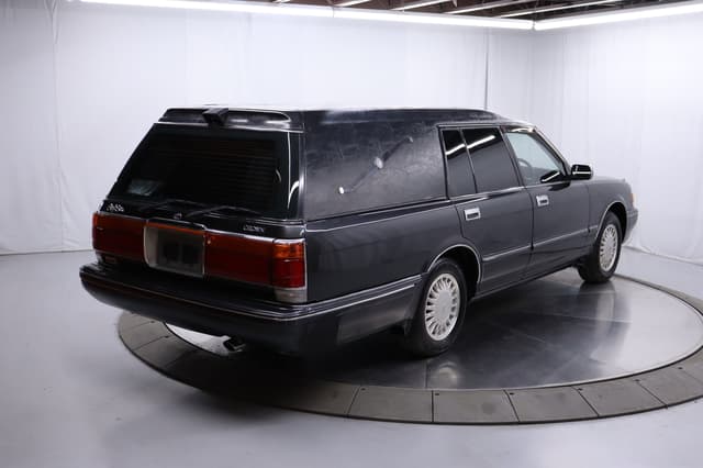 1999 Toyota Crown JDM car for sale — photo 7 of 25