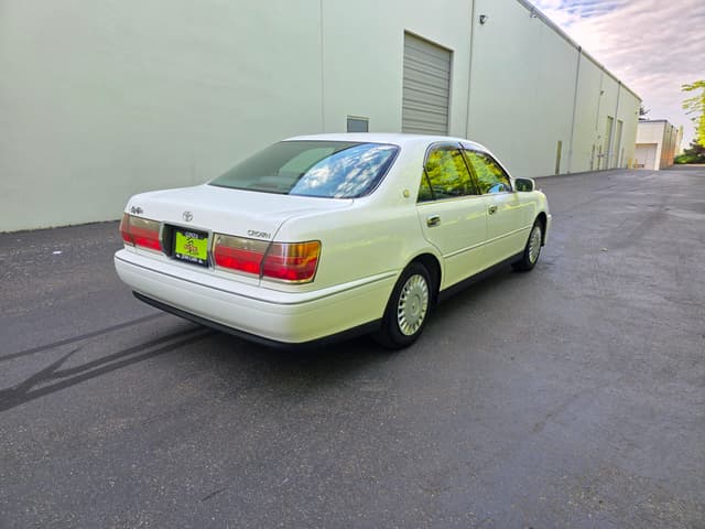 2000 Toyota Crown JDM car for sale — photo 3 of 13