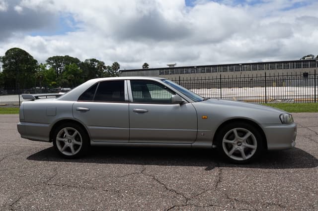 2000 Nissan Skyline JDM car for sale — photo 6 of 19