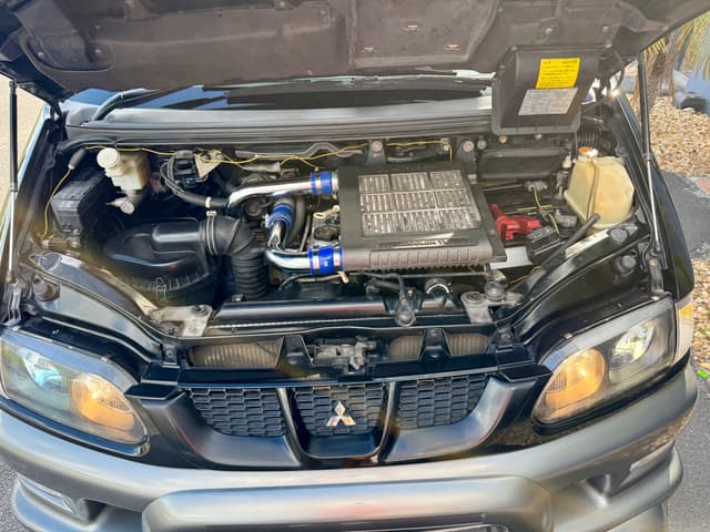 2000 Mitsubishi Delica JDM car for sale — photo 25 of 25