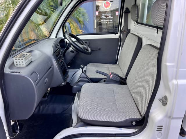 1998 Daihatsu Hijet JDM car for sale — photo 16 of 18