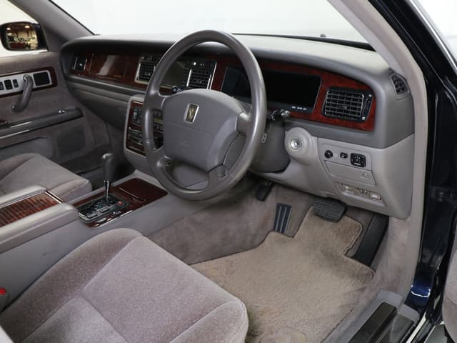 1997 Toyota Century JDM car for sale — photo 9 of 25