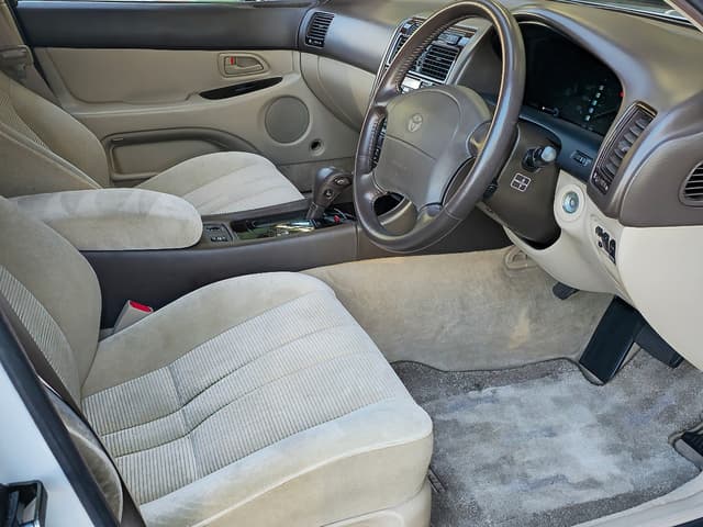 1993 Toyota Aristo JDM car for sale — photo 16 of 25