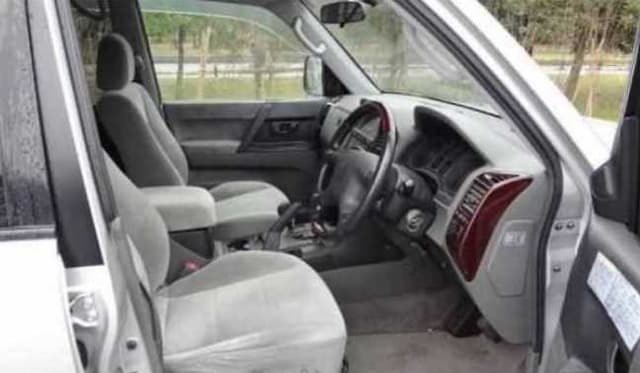 1999 Mitsubishi Pajero JDM car for sale — photo 5 of 11