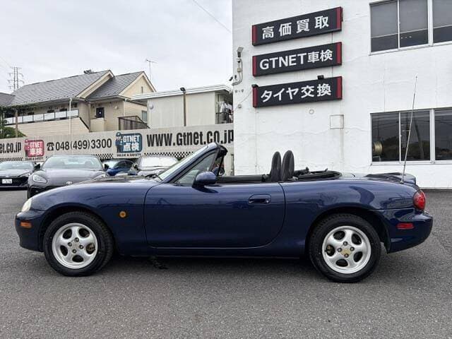 2001 Mazda Roadster (Eunos Roadster / MX-5) JDM car for sale — photo 9 of 12