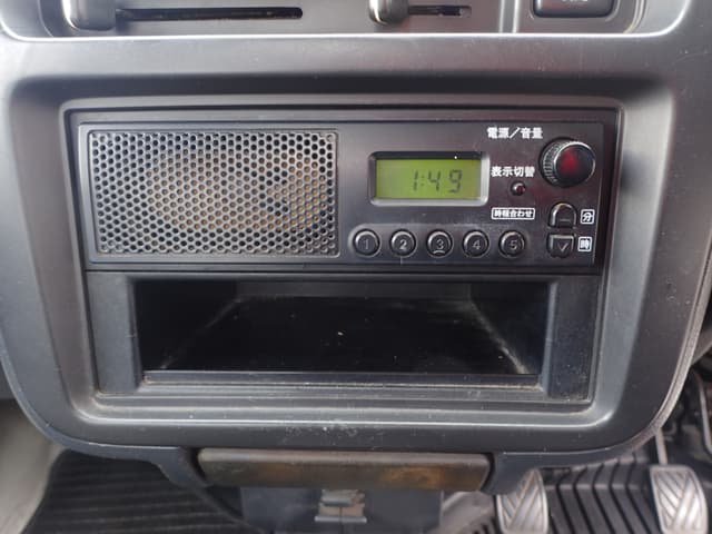 2005 Suzuki Carry JDM car for sale — photo 16 of 25