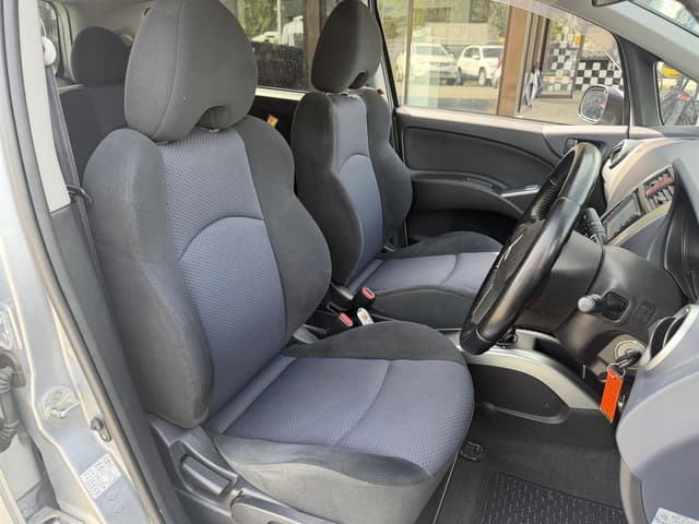 2006 Mitsubishi Colt JDM car for sale — photo 9 of 20